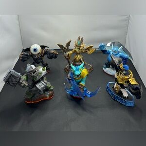 Activision Skylanders Giant Action Figures lot of 6